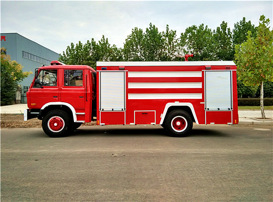 6噸東風(fēng)153 水罐消防車(chē)