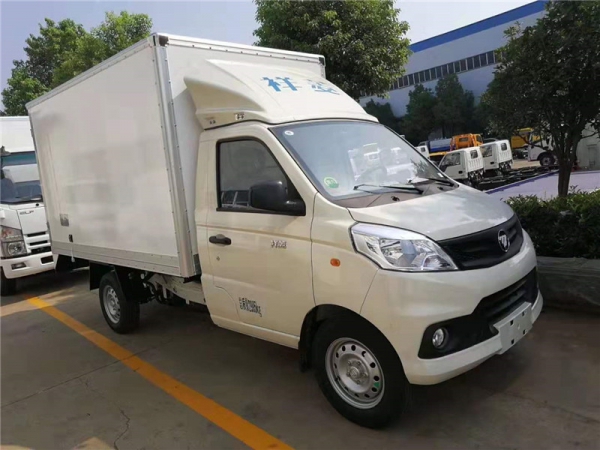  (國(guó)六2.8米）福田祥鈴V1冷藏車(chē)