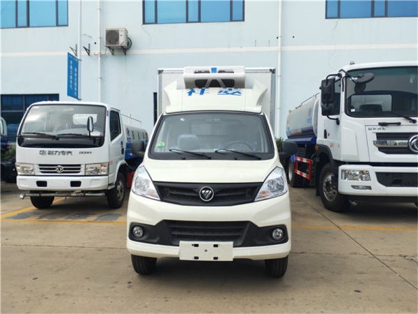  (國(guó)六2.8米）福田祥鈴V1冷藏車(chē)
